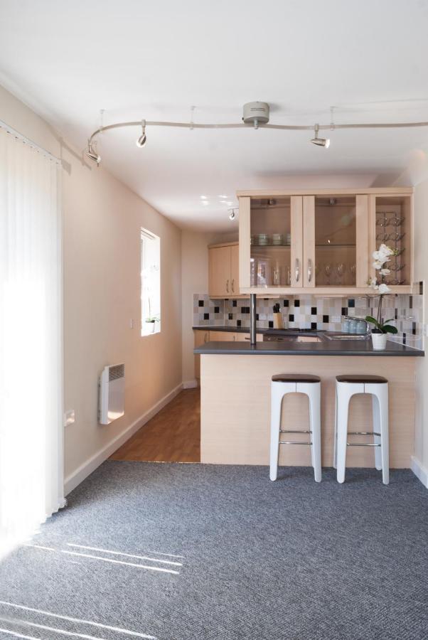 Chestnut Contractor Apartment