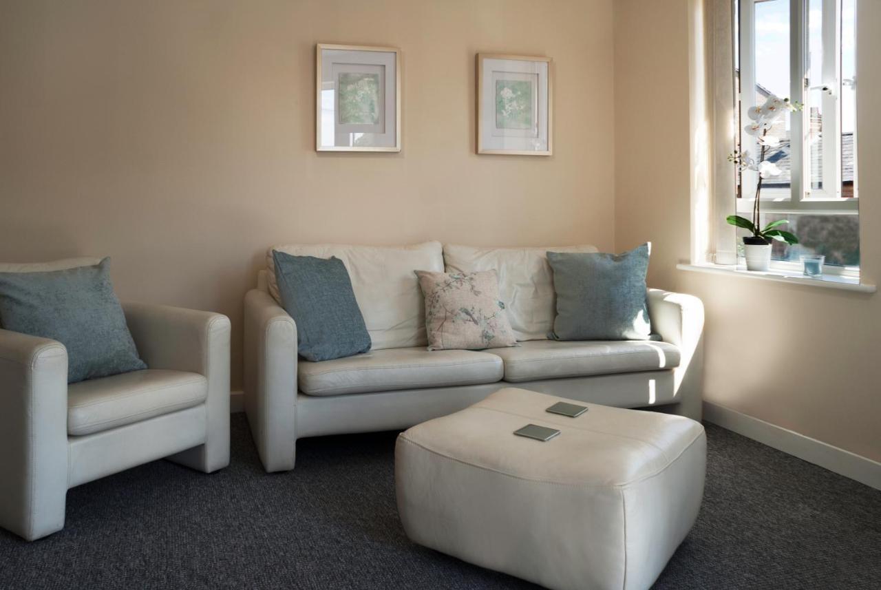 Chestnut Contractor Apartment *